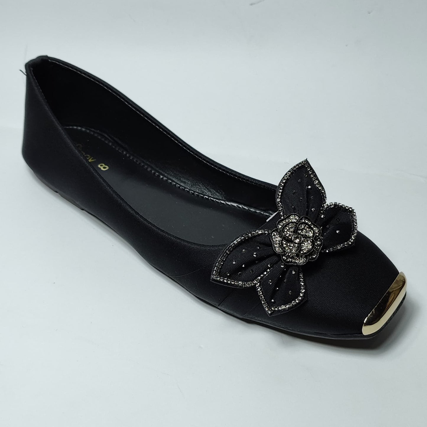 Crescent Chic Pumps