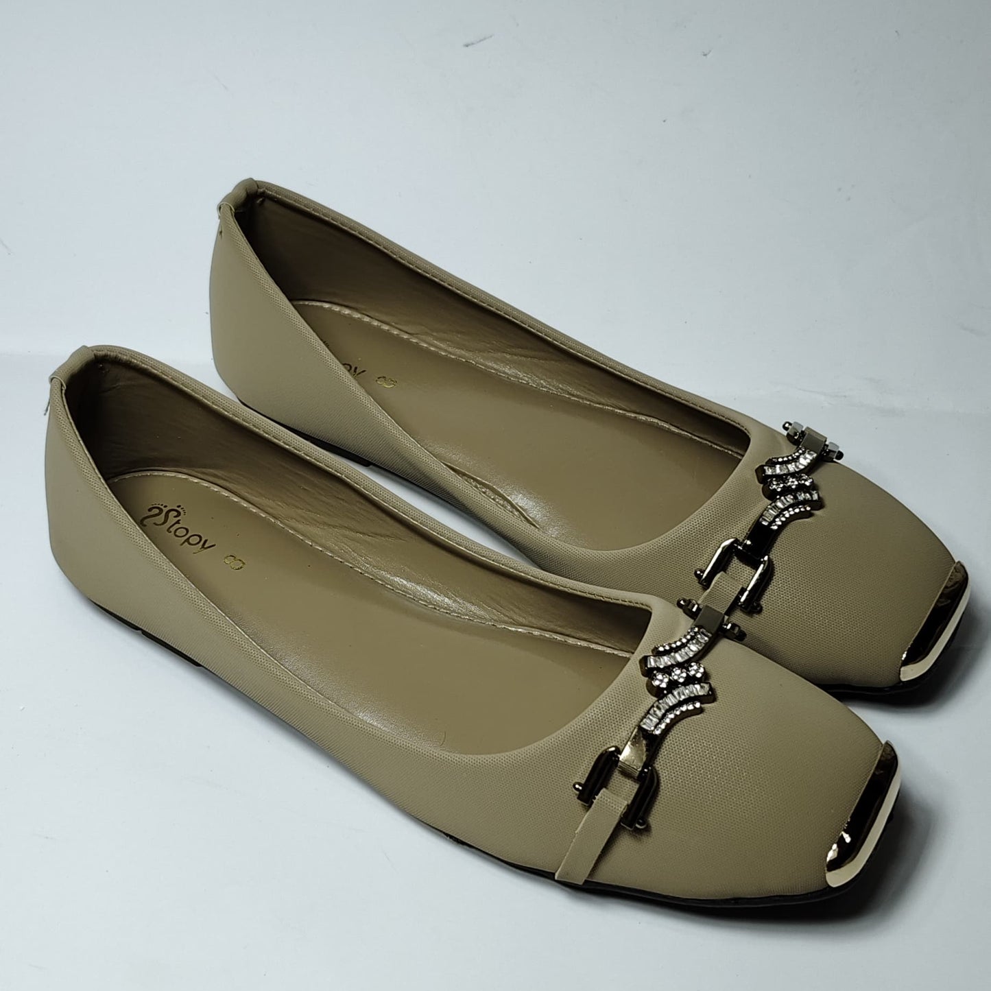 Golden Poise Pumps