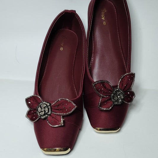 Rose Flick Pumps