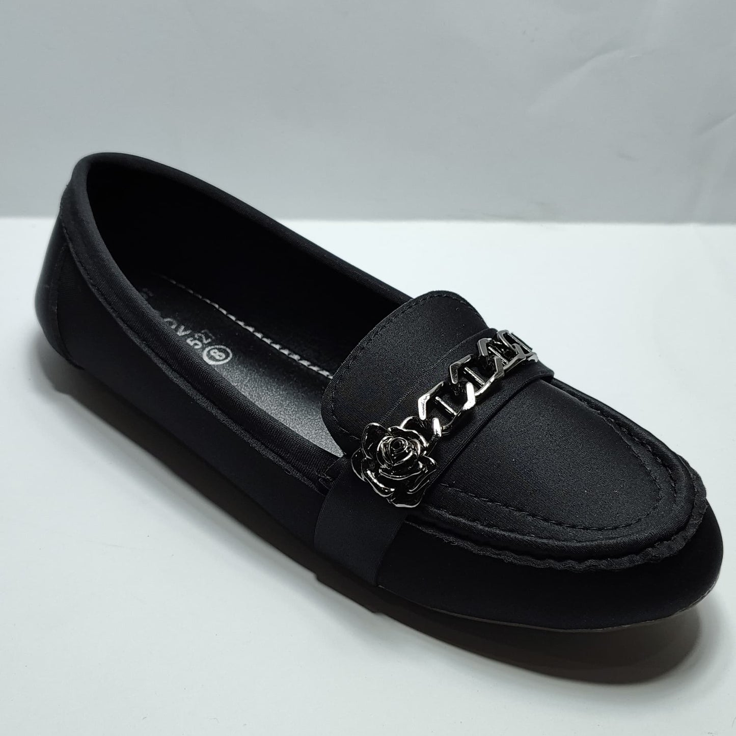 Royal Whisper Pumps