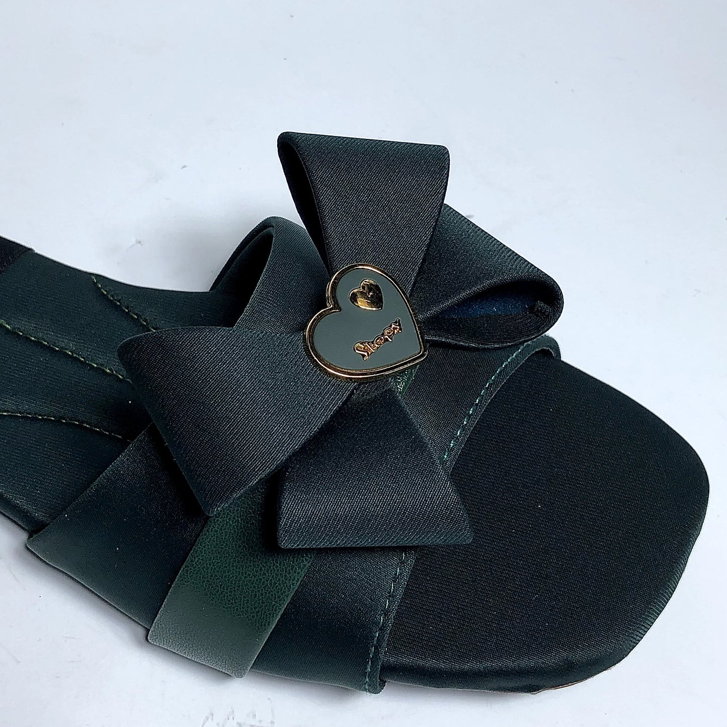 Women Sliper Zinc
