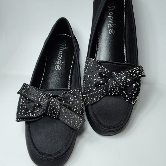 Noir Bloom Pumps