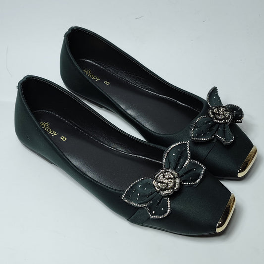 Luxe Nova Pumps
