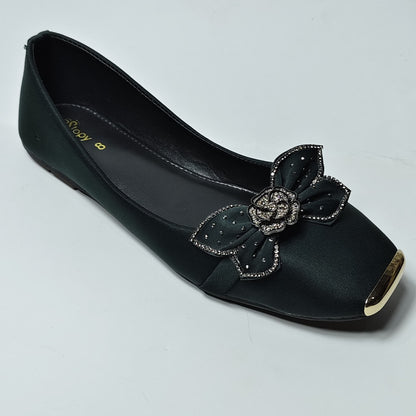 Luxe Nova Pumps