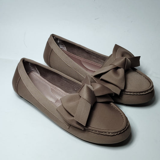 Crimson Bloom Pumps