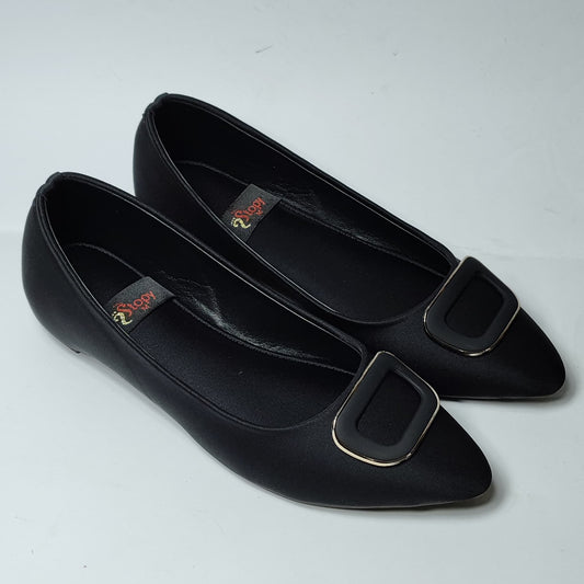 Silken Curve Pumps